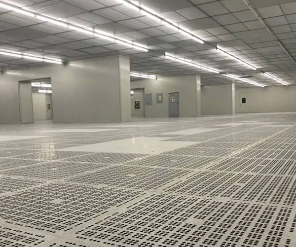 Clean room floor