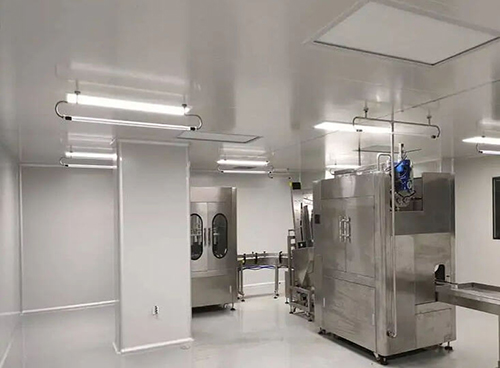 CGMP CLEANROOMS celling.jpg