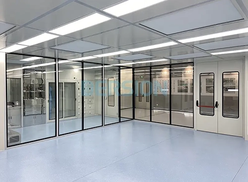 elecontrnic cleanroom2.jpg